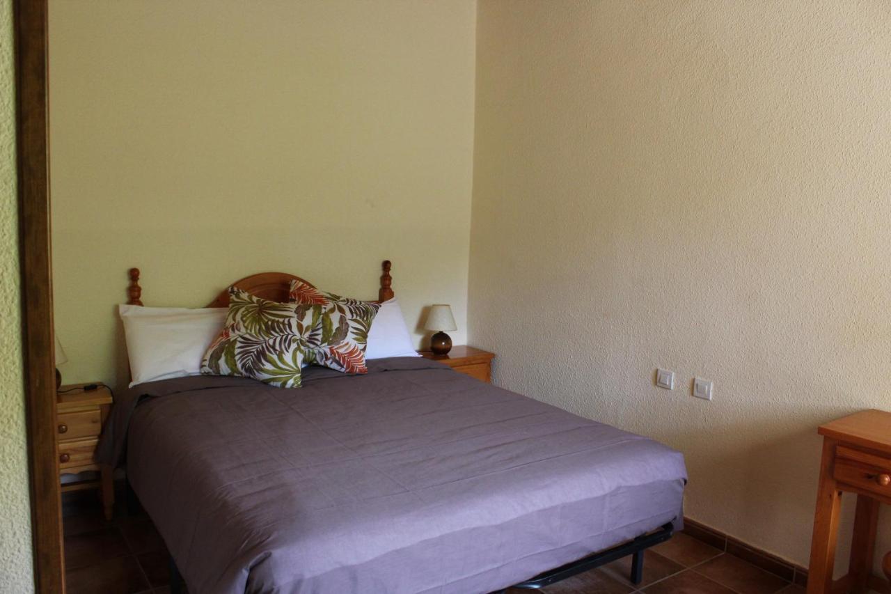 Casa Teresina Bed & Breakfast La Plana de Mont-Ros ภายนอก รูปภาพ