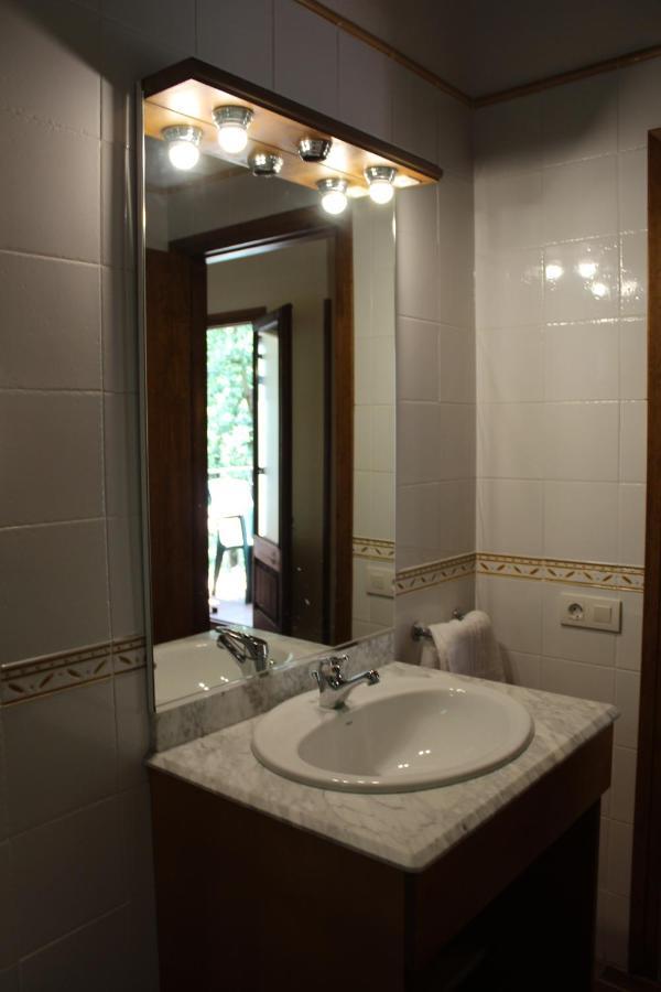 Casa Teresina Bed & Breakfast La Plana de Mont-Ros ภายนอก รูปภาพ